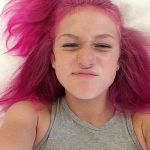 Meet your Posher, Claire